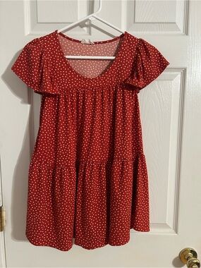 Women's Red Polka Dot Tiered Flutter-Sleeve Blouse
